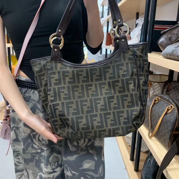95新 FENDI/芬迪 芬迪老花单肩包/95新