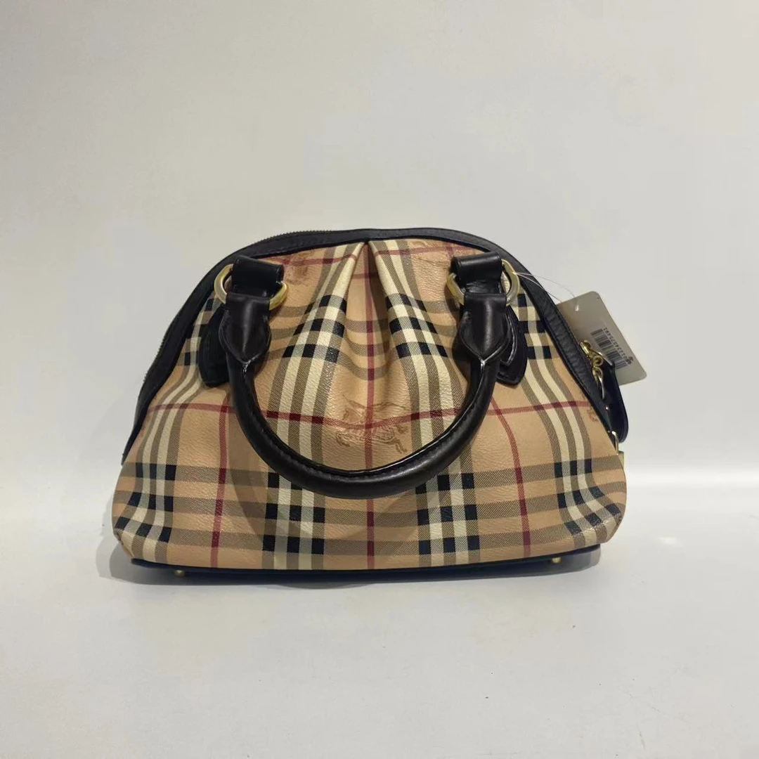 95新 BURBERRY/博柏利 战马贝壳包