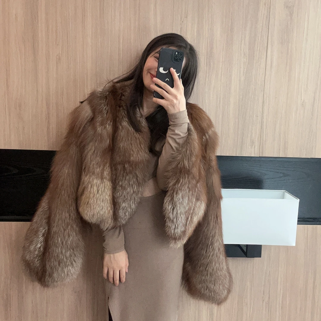 2025新款 进口咖啡狐 狐狸毛48整皮 皮草外套女短款