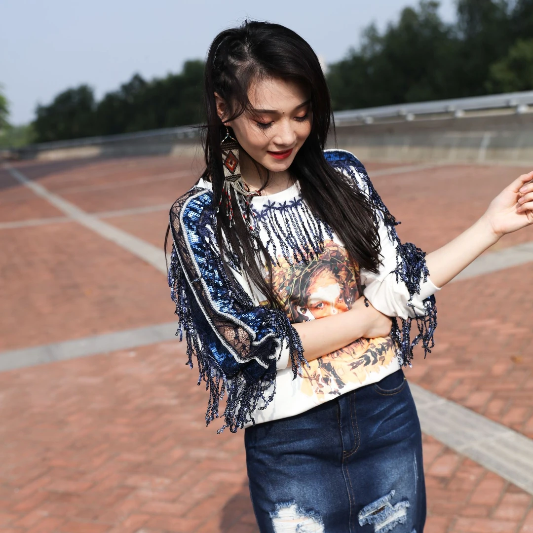 AttinaLife24秋印花亮片流苏拼接宽松女圆领长袖针织T恤百搭复古