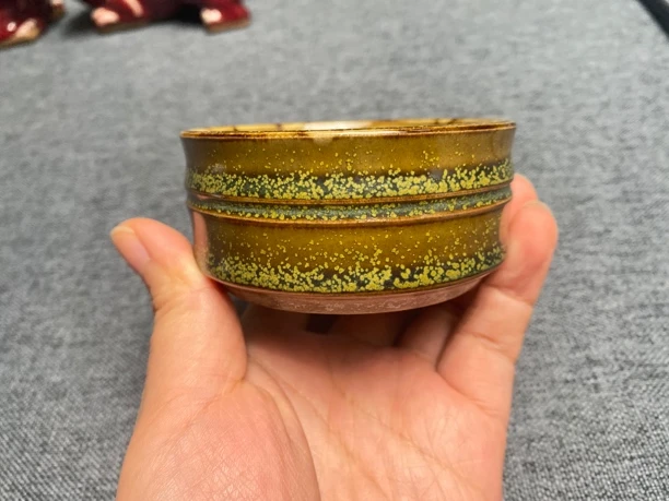 手工拉坯茶叶末釉色普洱杯