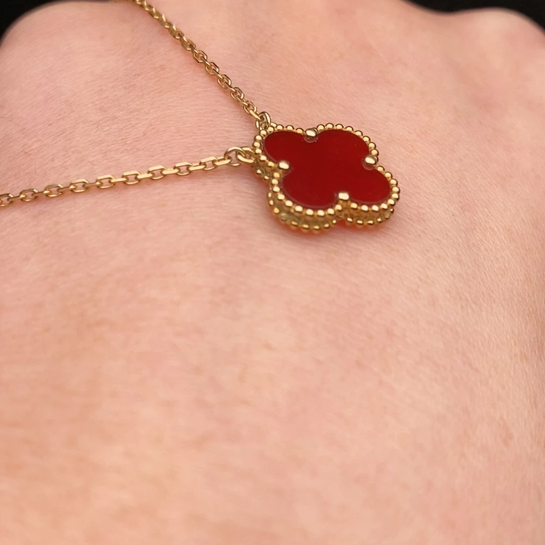 【闪购商品】玛瑙/玉髓颈饰18K金镶嵌