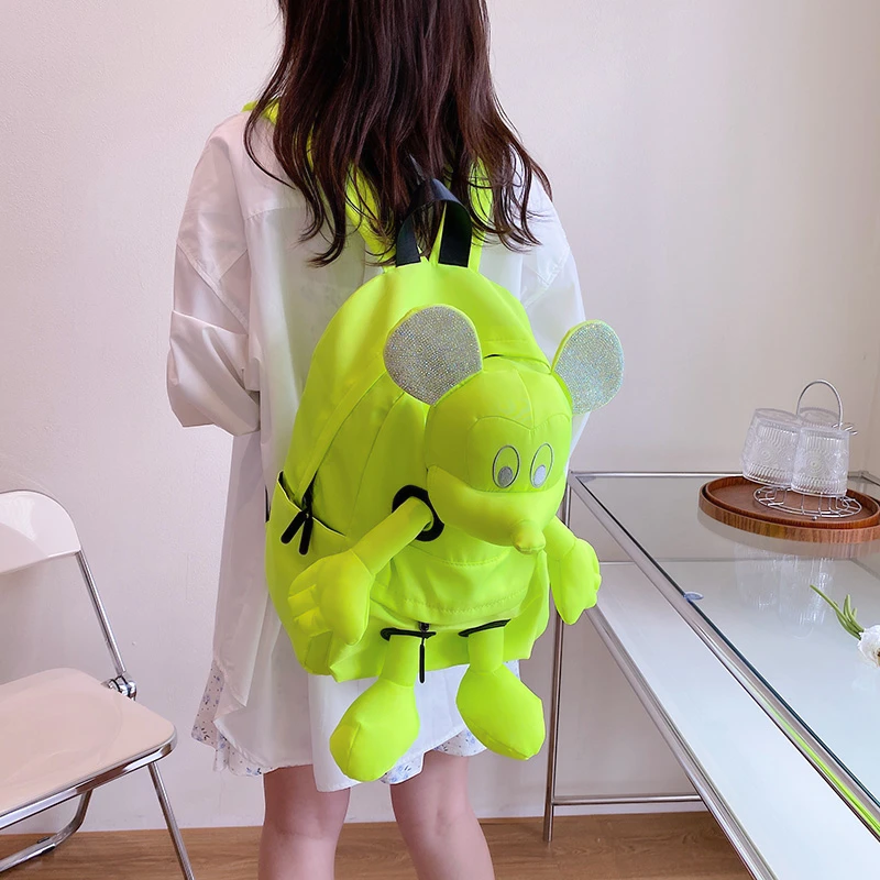 潮流网红双肩包大容量轻便休闲可爱卡通公仔包学生书包时尚个性