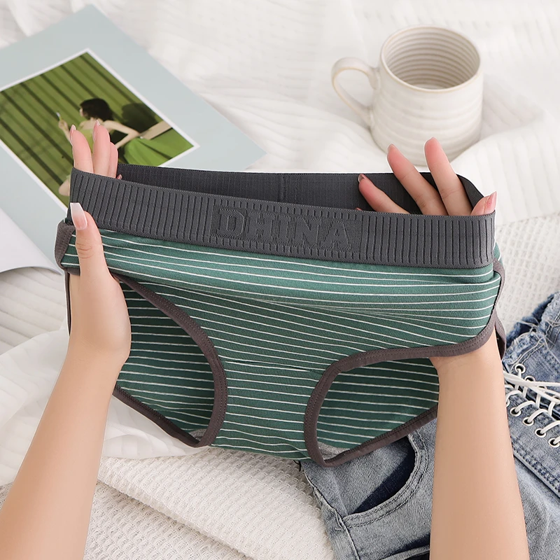 运动内裤女士夏季薄款中性les帅t女生舒适透气中腰三角短裤头条纹