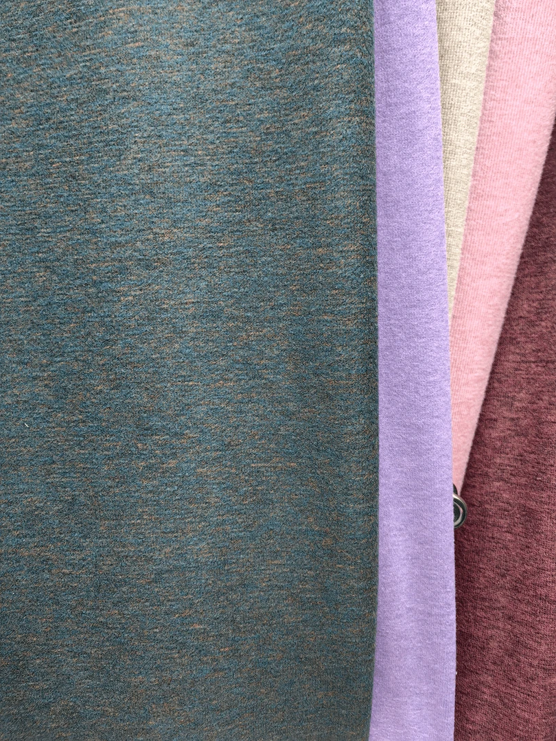 橄榄绿   真丝炫彩羊绒布料