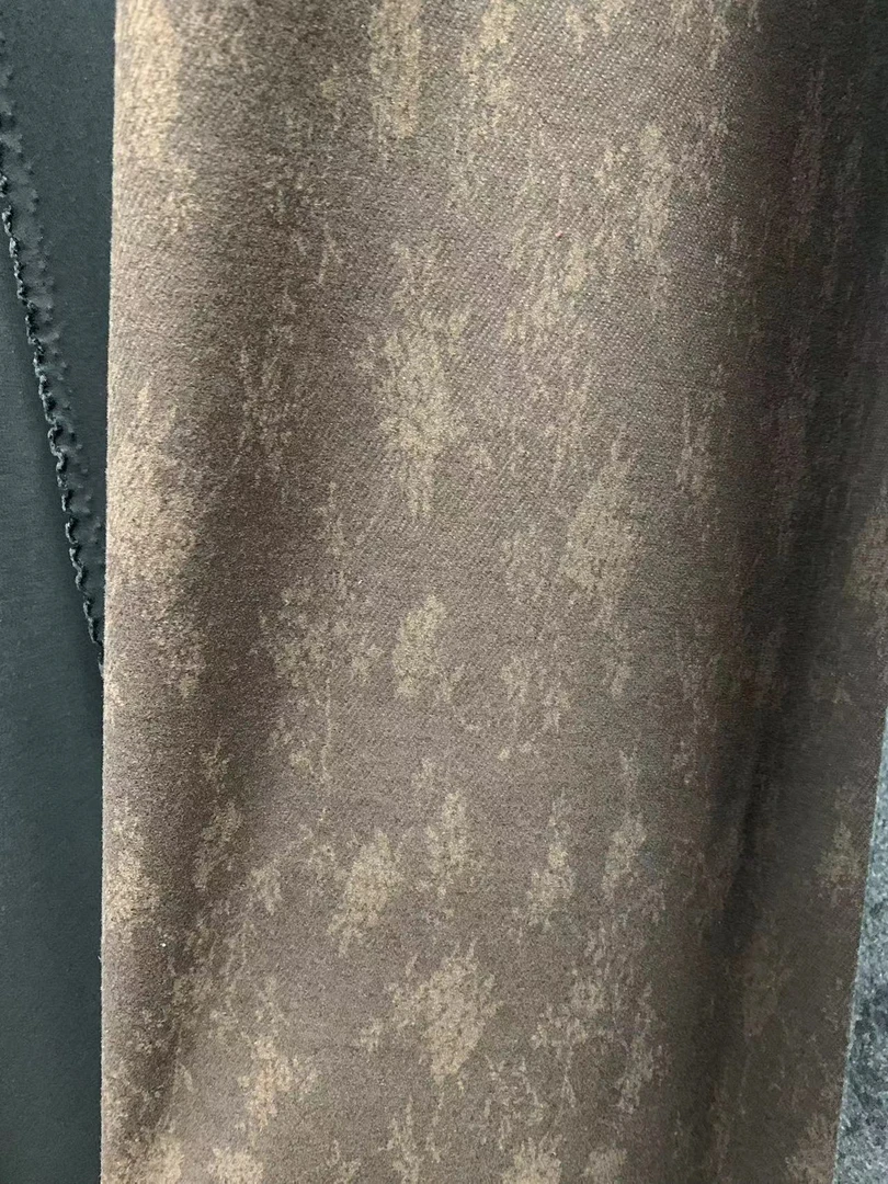咖色提花    醋酸蚕丝羊绒布料（复合）