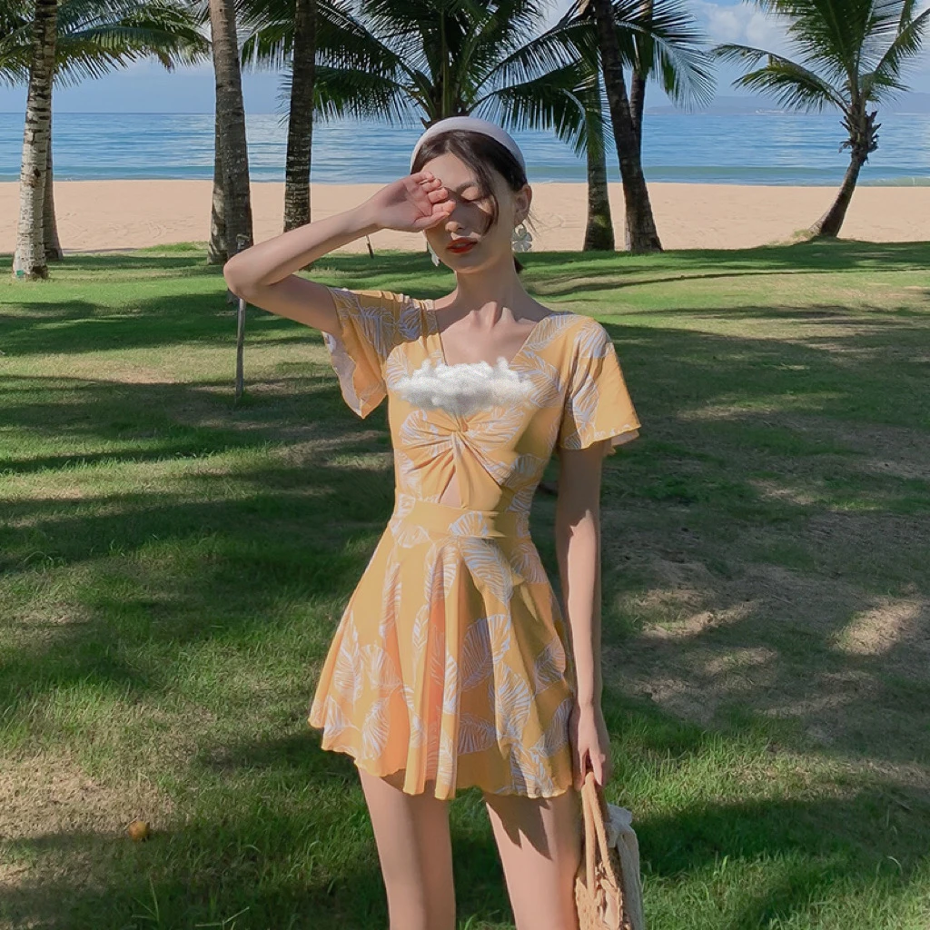 亦美珊【柠檬茶系】海边时尚少女气质遮肚连体度假夏季泳衣女款