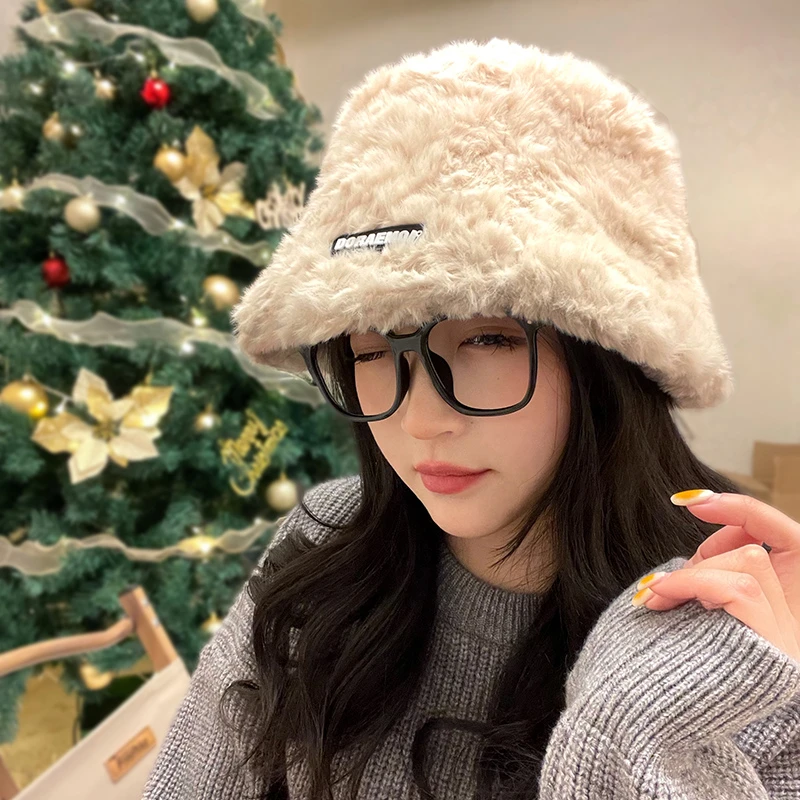 冬季网红时尚韩版显脸小纯色女秋冬毛绒盆帽百搭防羊羔毛渔夫帽子