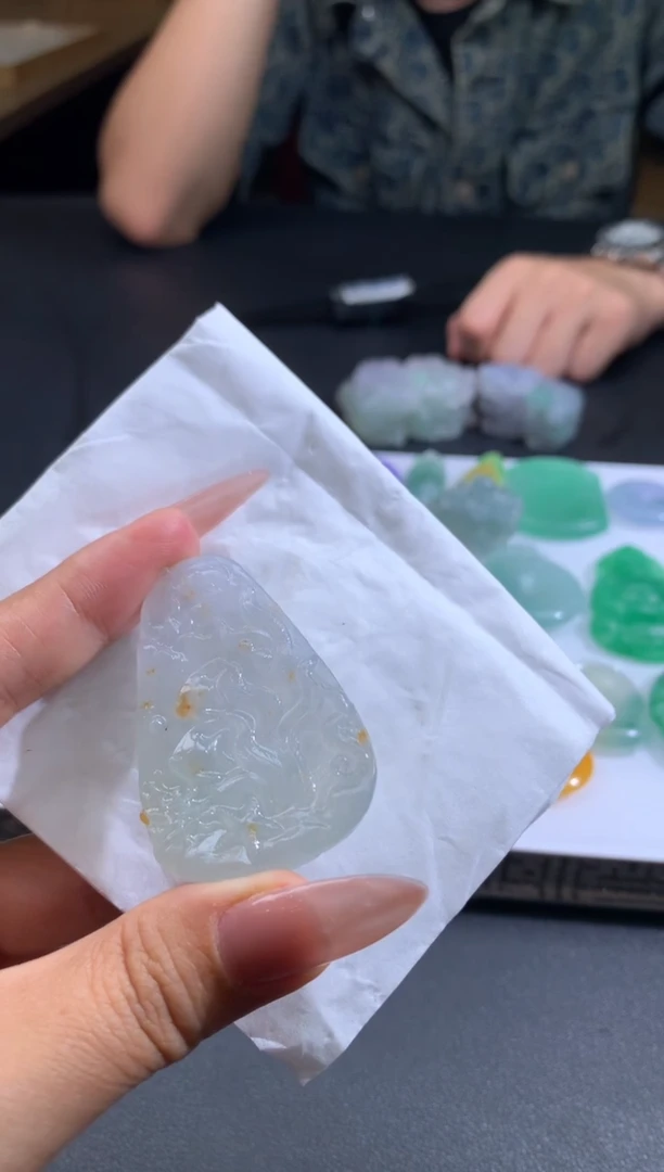 【闪购商品】定制翡翠未镶嵌翡翠