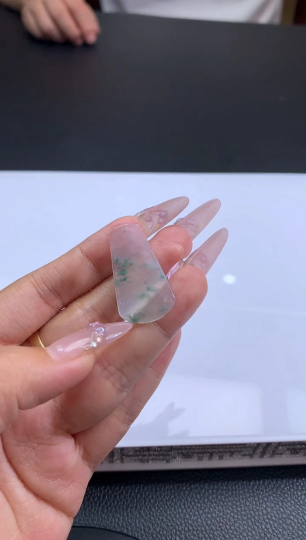 【闪购商品】定制翡翠未镶嵌翡翠