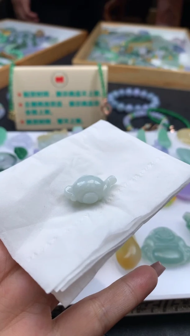 【闪购商品】定制翡翠未镶嵌翡翠