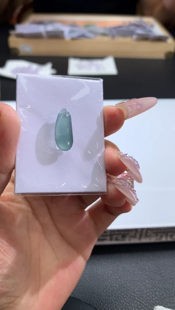 【闪购商品】定制翡翠未镶嵌翡翠
