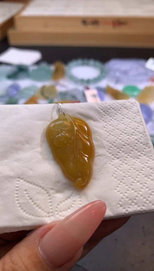 【闪购商品】定制翡翠未镶嵌翡翠