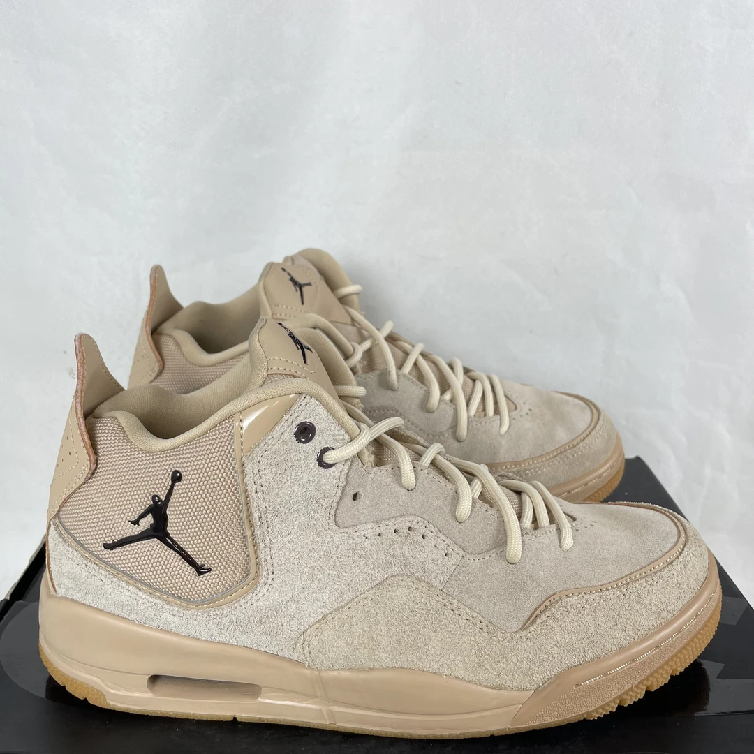 42码 90新 耐克 Nike AJ23 Courtside23 休闲鞋 米色 无盒