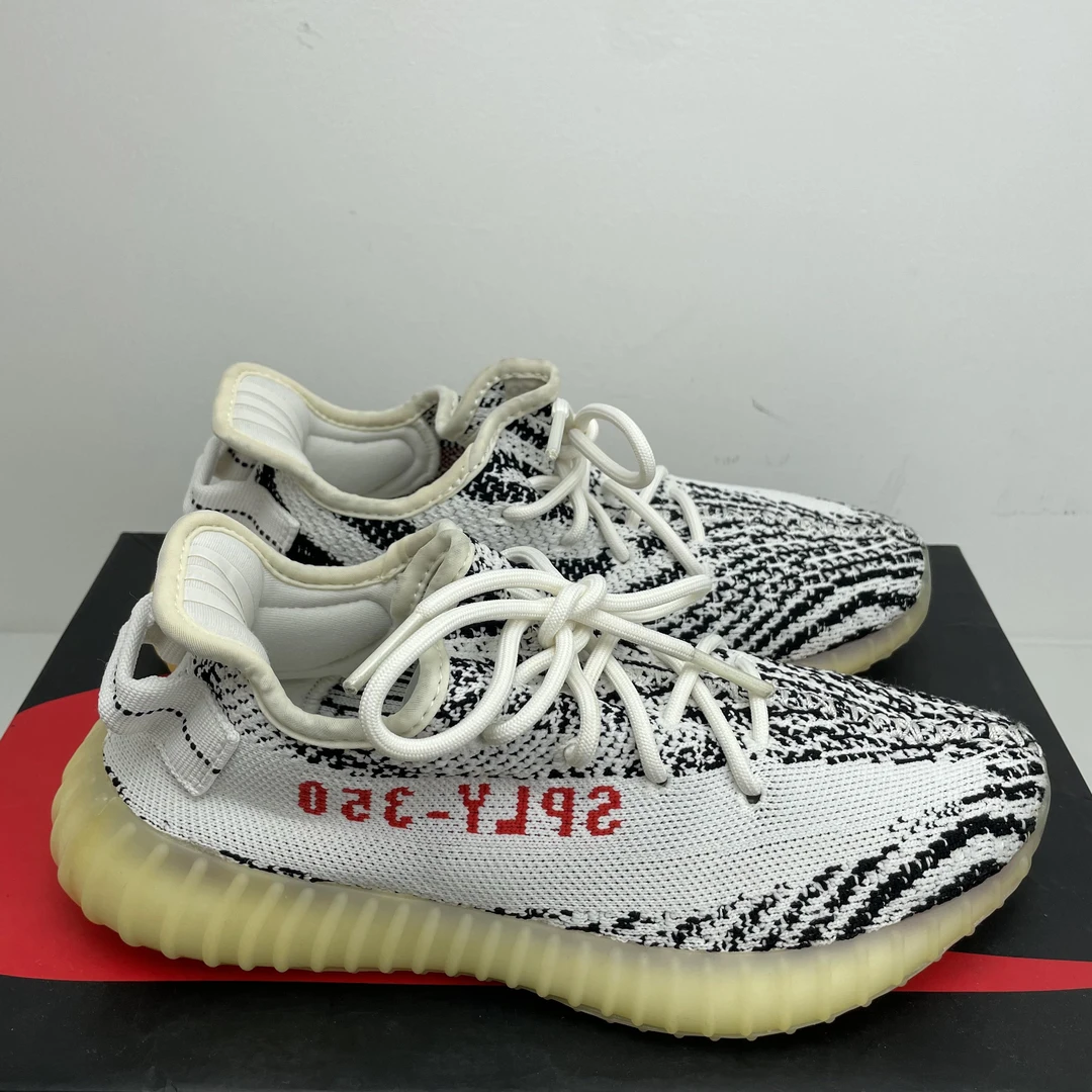 38.5码 阿迪达斯 中古 Yeezy 椰子 350 休闲鞋 无盒 公价2109
