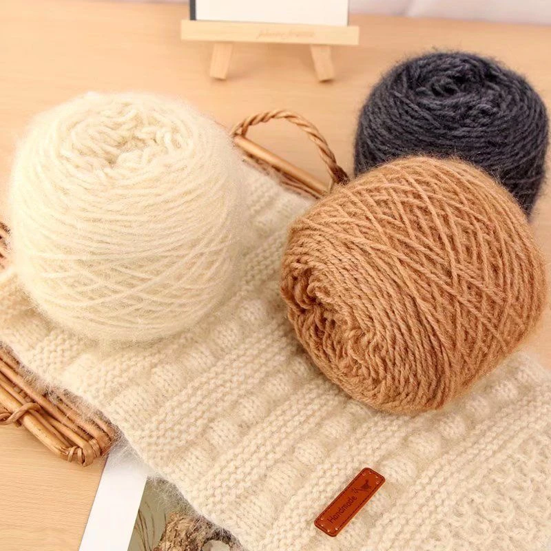 松鼠绒亮丝线手编中粗帽子围巾线【两团送短针】