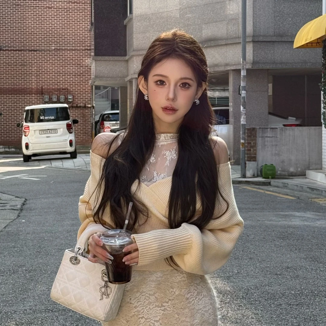 粉红pink【羊羊One】温柔气质百搭蕾丝拼接毛织上衣LWJ24D4M2387