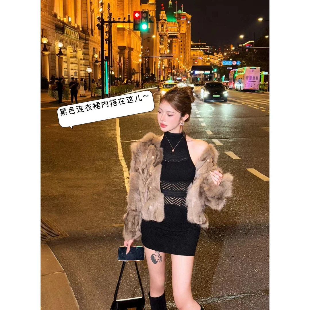 粉红pink【纽约街头】挂脖针织镂空菱形设计连衣裙LWJ24D4Q2286