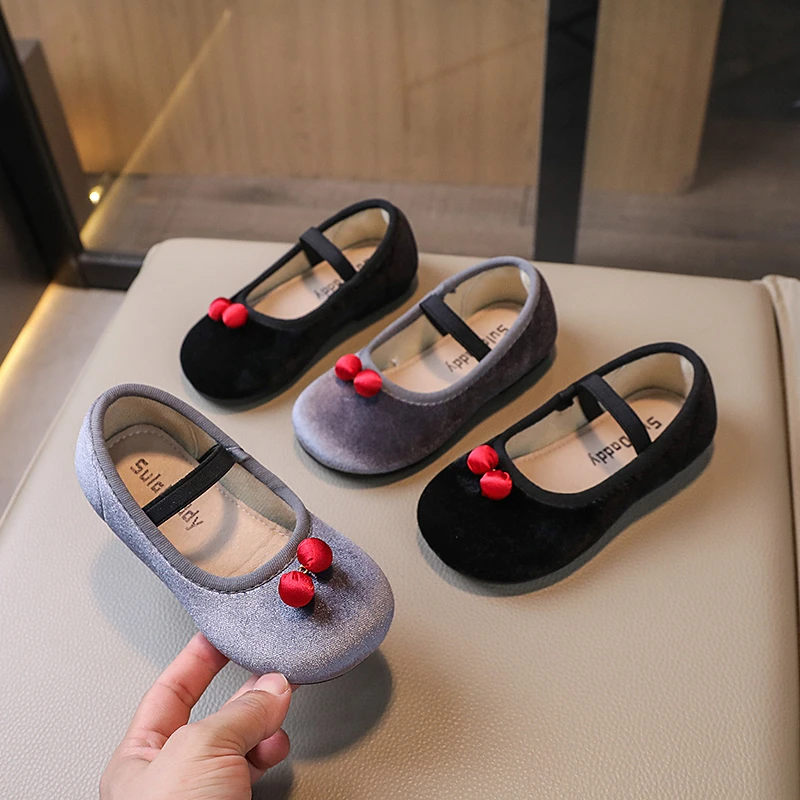 女童绒面公主鞋2024秋季新款时尚樱桃软底单鞋小女孩韩版小皮鞋