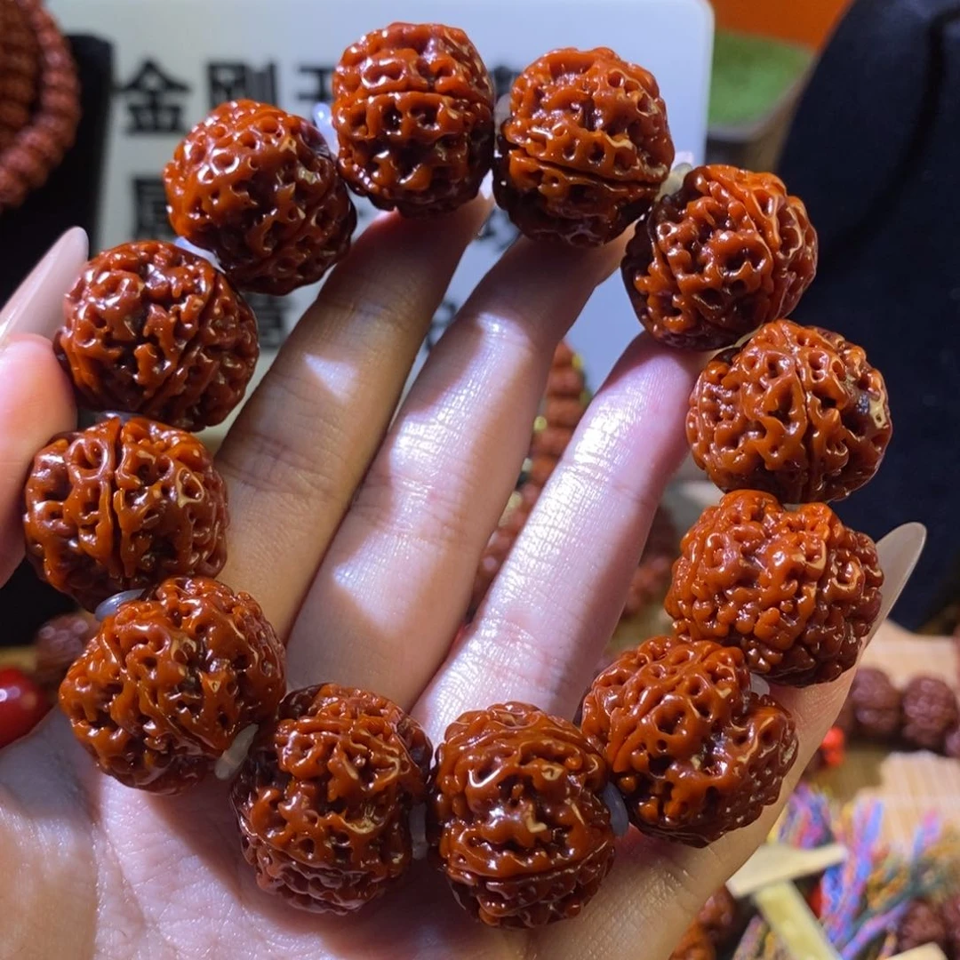 金刚菩提手串235。  肉