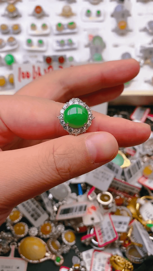 【闪购商品】翡翠戒指银S925镶嵌天然翡翠