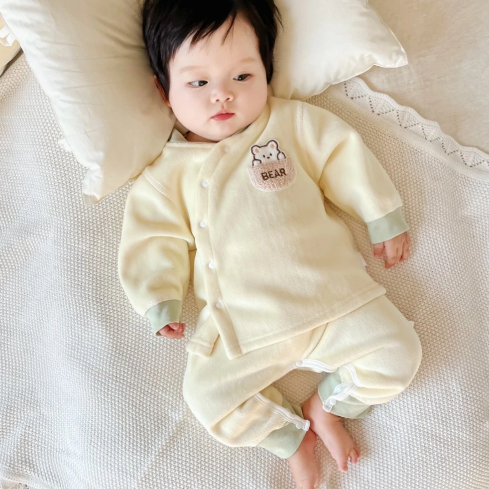 婴儿加绒套装秋冬保暖新生衣服宝宝加厚内衣无骨高腰护肚开档分体