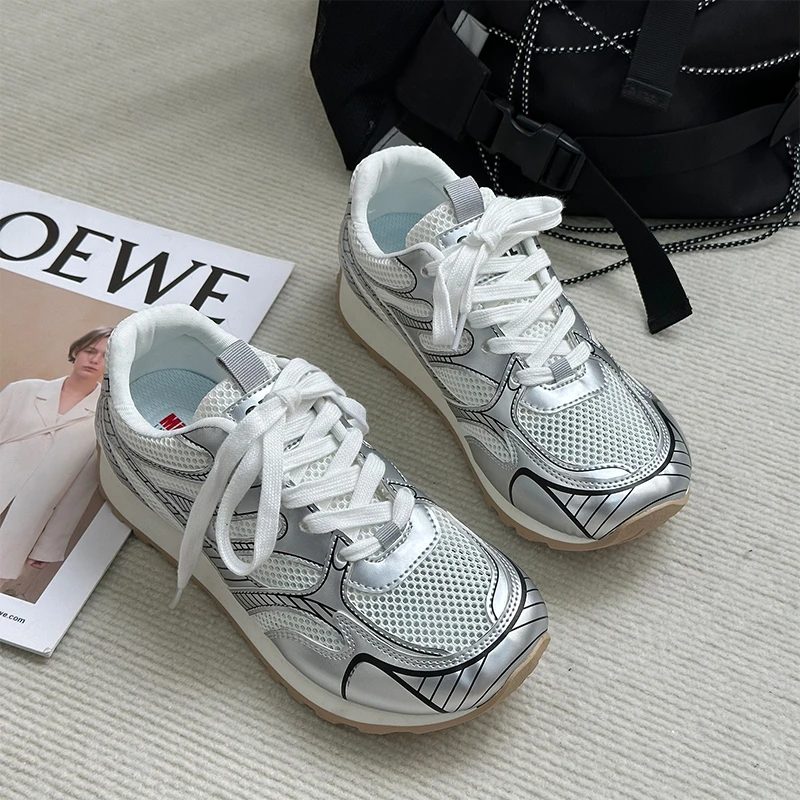 港风小众透气老爹鞋女ins潮鞋子2024新款轻便百搭休闲运动跑步鞋