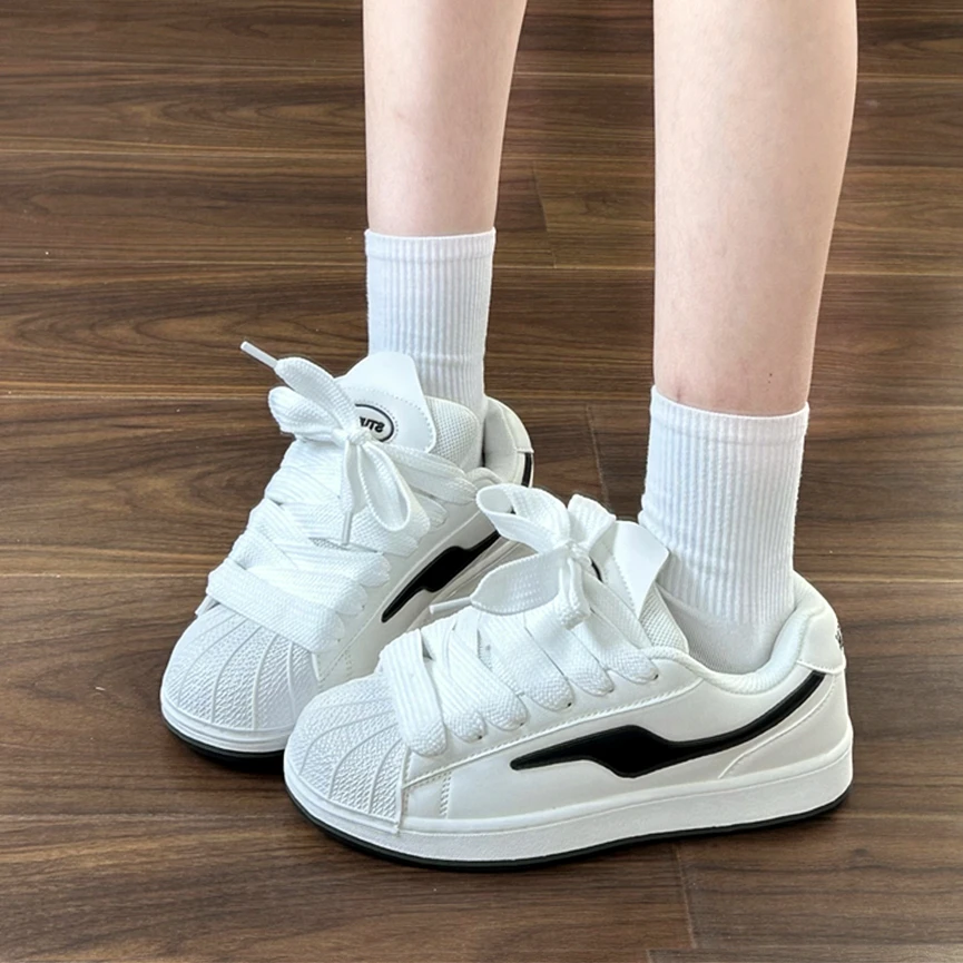 白黑贝壳面包小白鞋女2025夏季新款休闲运动鞋潮韩系百搭学生板鞋