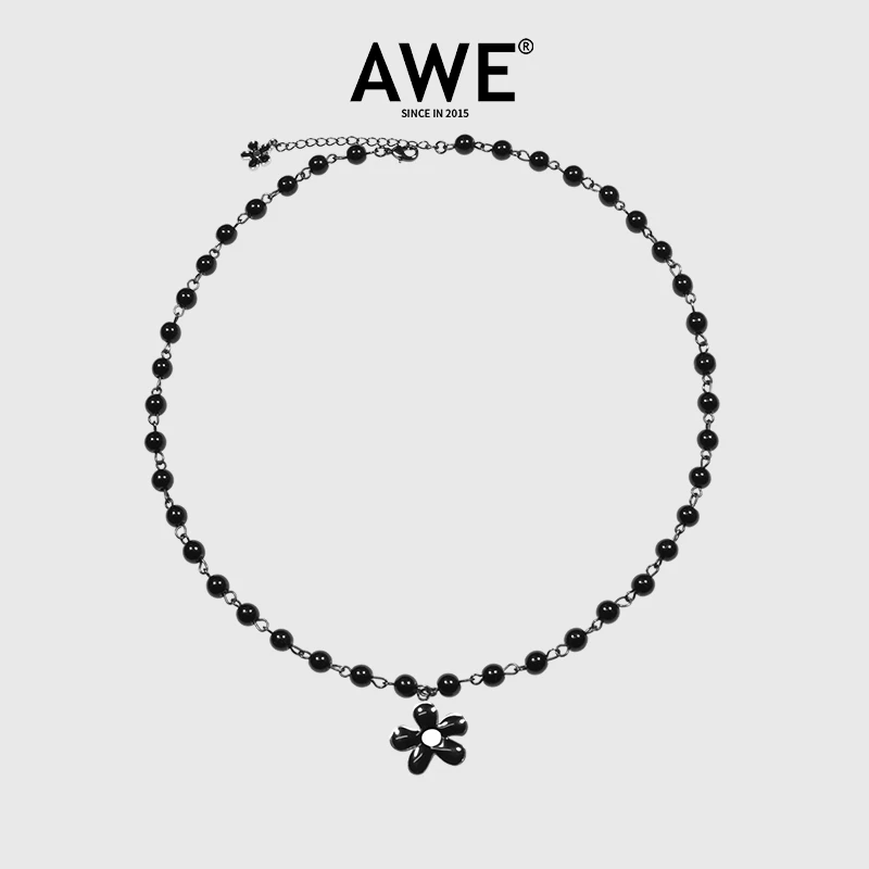 AWE 钛钢项链 周雨彤同款闪光串珠镶钻黑色太阳花小花时尚锁骨链