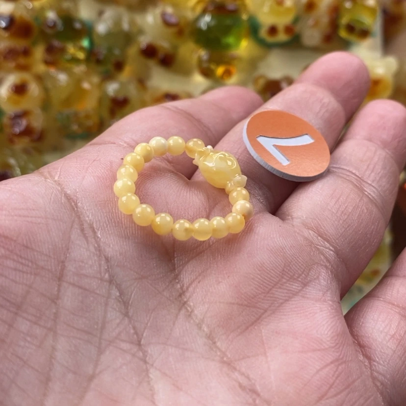 【闪购商品】琥珀颈饰未镶嵌
