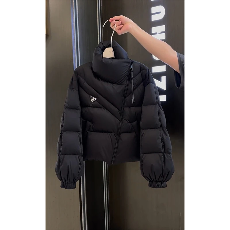 冬季新款2025年时髦高级感简约小众立领不规则设计黑色棉服外套女
