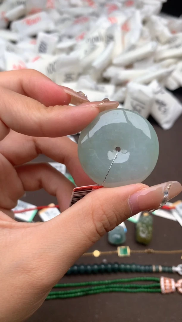 【闪购商品】翡翠挂件未镶嵌一