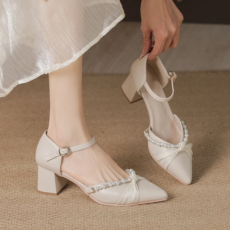 小香风包头凉鞋女尖头2025春夏新款一字带扣单鞋法式仙女风高跟鞋