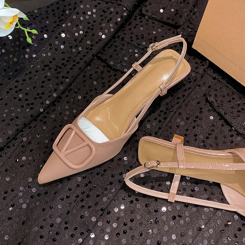 法式包头凉鞋女夏2025新款尖头后空单鞋裸色高跟鞋大码女鞋41一43