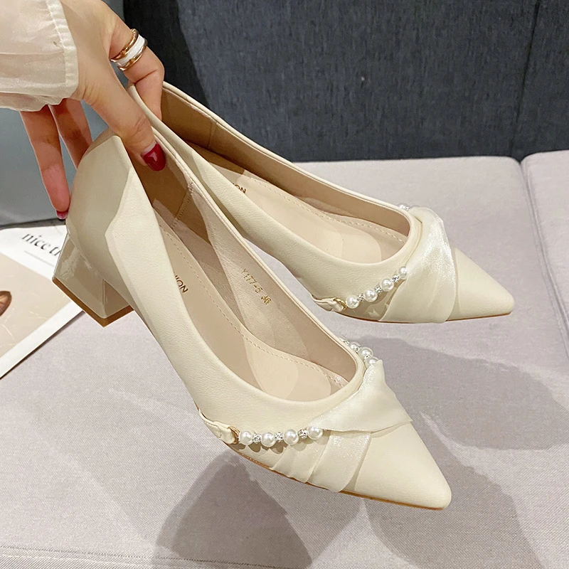 法式气质小香风尖头单鞋女粗跟2025年新款秋季鞋子女士浅口工作鞋