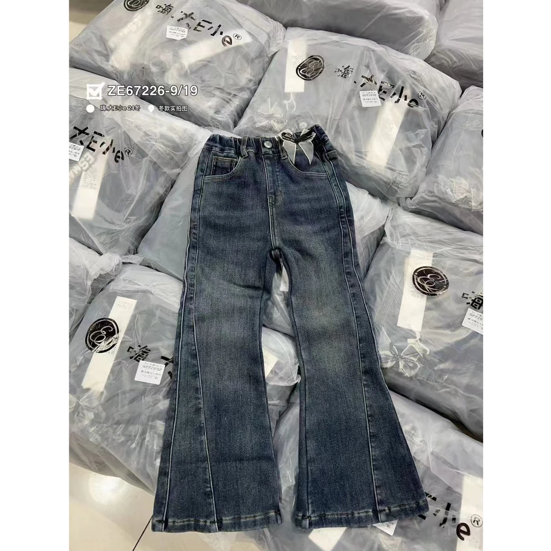 【小慕家】2024冬款显瘦百搭女童微喇复古宽松时尚休闲牛仔裤67226