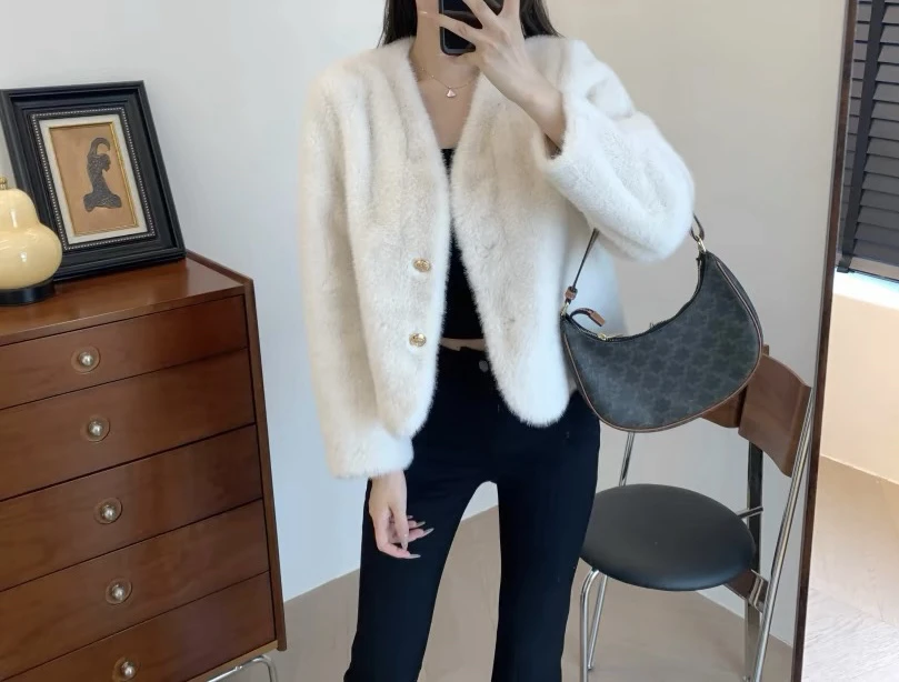 （老万）百搭短款毛毛外套