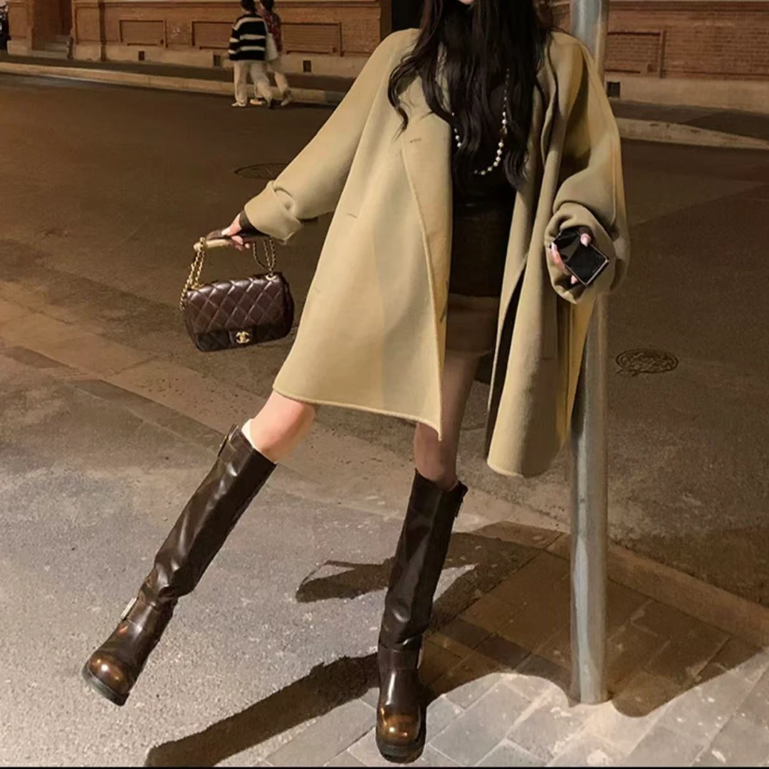 人间富贵花      花花花   毛呢大衣