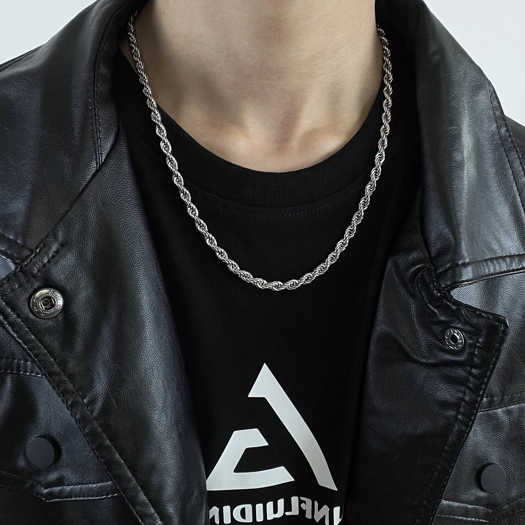 钛钢项链 时尚麻花项链男潮个性小众男士链子简约百搭男生锁骨链