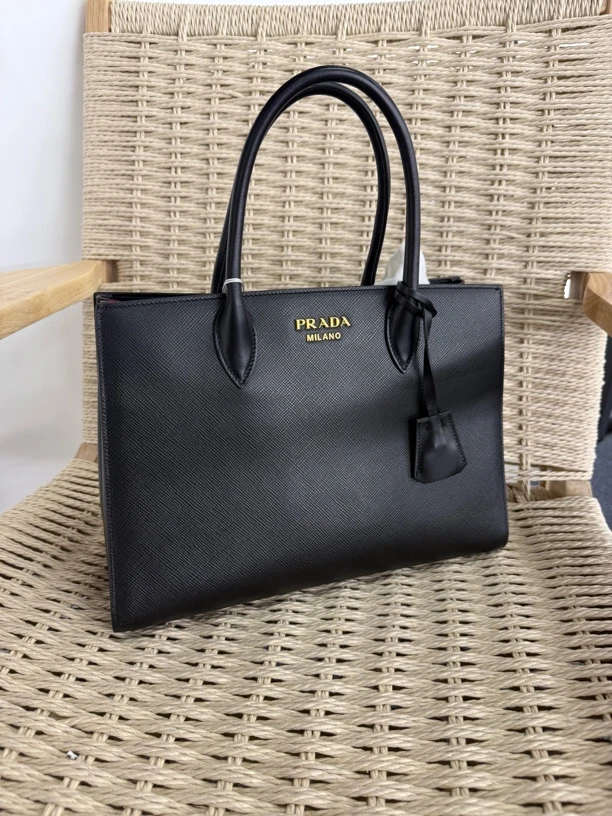 95新 Prada/普拉达 大吉中古/Prada普拉达黑金托特手提包