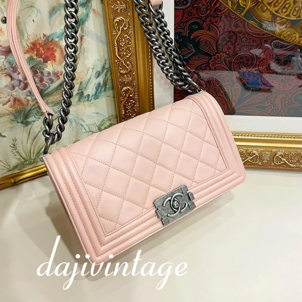 Chanel香奈儿粉色leboy中号单肩包9.21