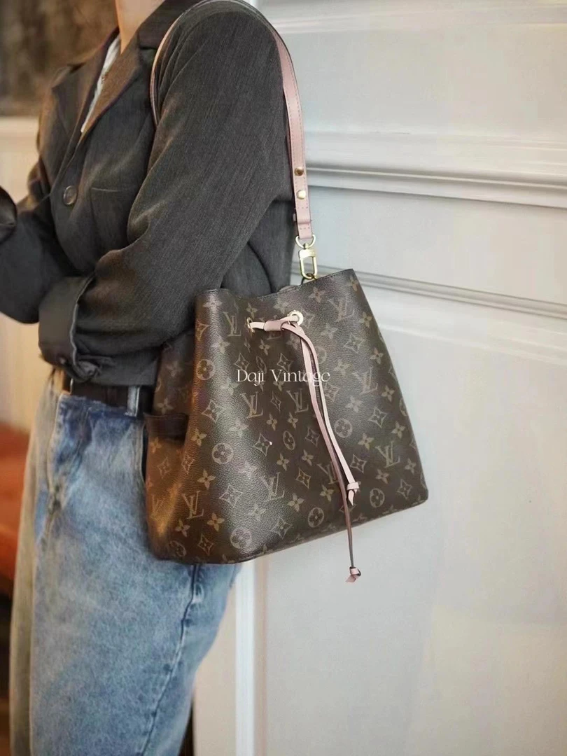 99新 LouisVuitton/路易威登 大吉一店/LV粉桶单肩包