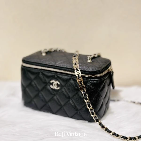 大吉中古/Chanel香奈儿logo链条长盒子斜挎包