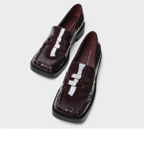 99新 CHARLES & KEITH 英伦风褶皱方头乐福鞋70360141【杨三宝】