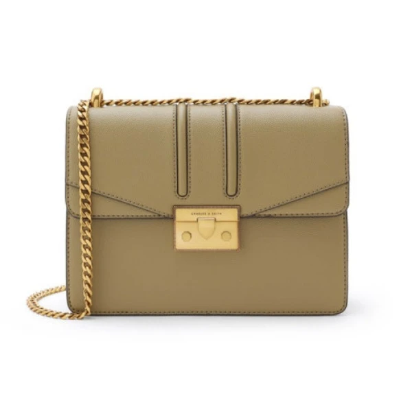 99新 CHARLES & KEITH 未使用小CK酒神包卡其21200009-5【杨三宝】