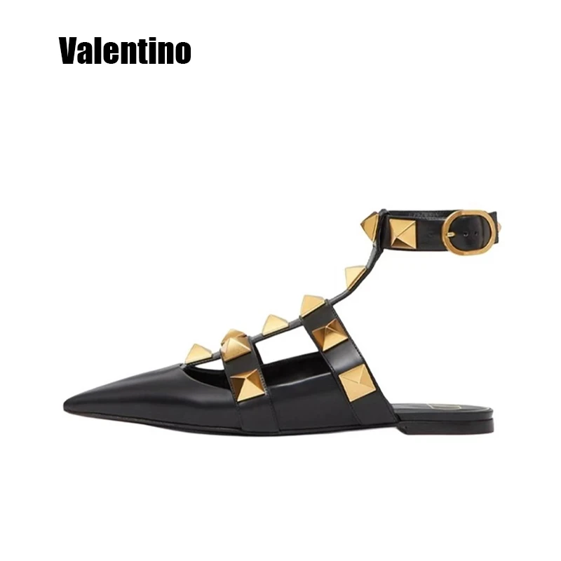 全新未使用 Valentino/华伦天奴 简约 时尚休闲 单鞋 女款 黑色