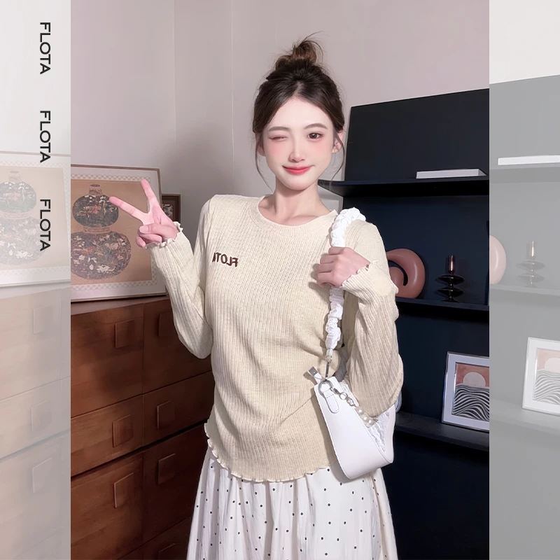 【flota】简约风字母刺绣长袖T恤女卷边下摆ins修身秋冬打底2171
