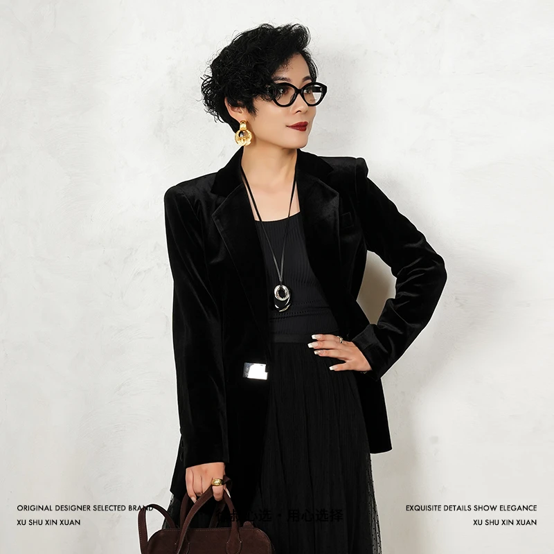 徐叔心选平驳领丝绒金属扣西装外套女2024秋冬新款休闲感西服女