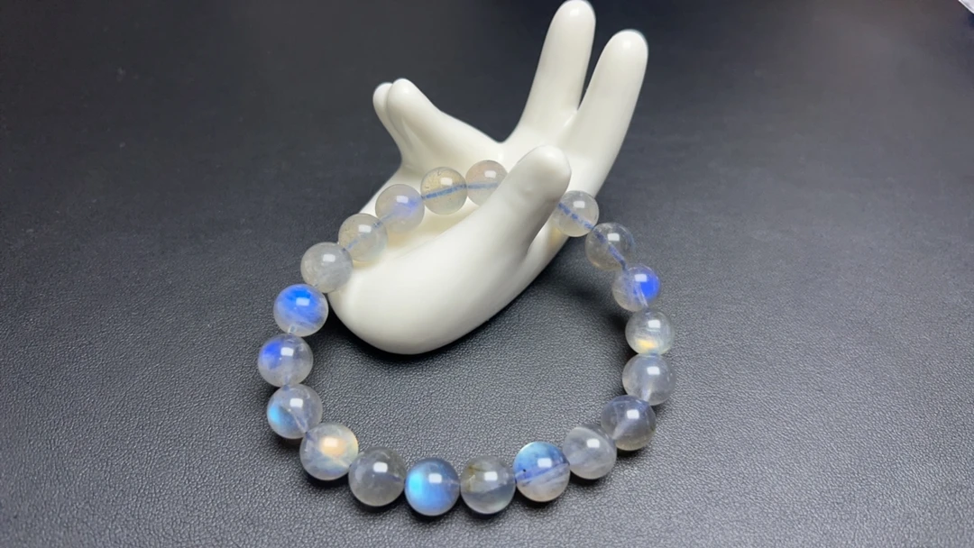 灰月光手串爱情、情绪调节和内在平衡