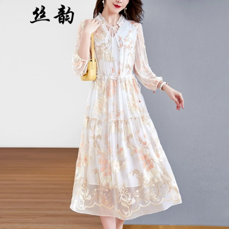 {雍容华贵} 春秋新款6A级重工刺绣桑蚕丝真丝连衣裙女9503